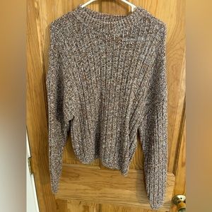 L Universal Thread Crew Knit Sweater